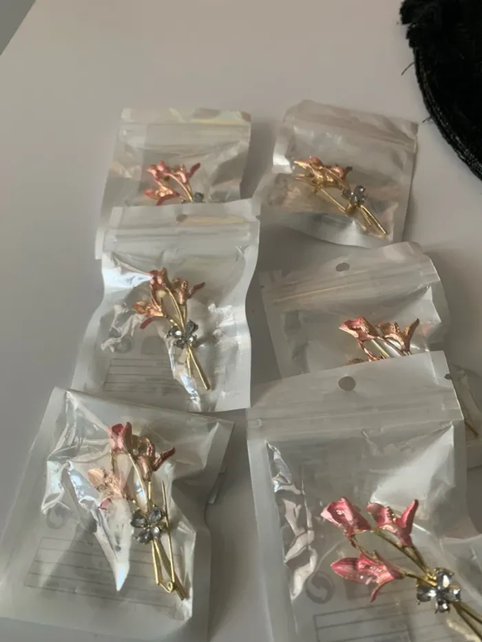 Lot de broches . - photo numéro 5