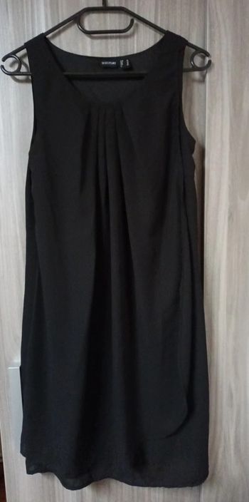 Robe noire T38