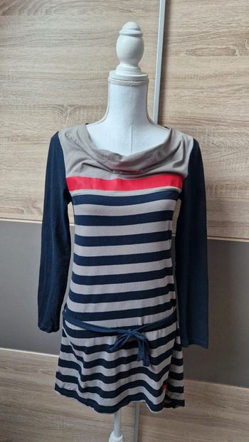 Robe courte / tunique.