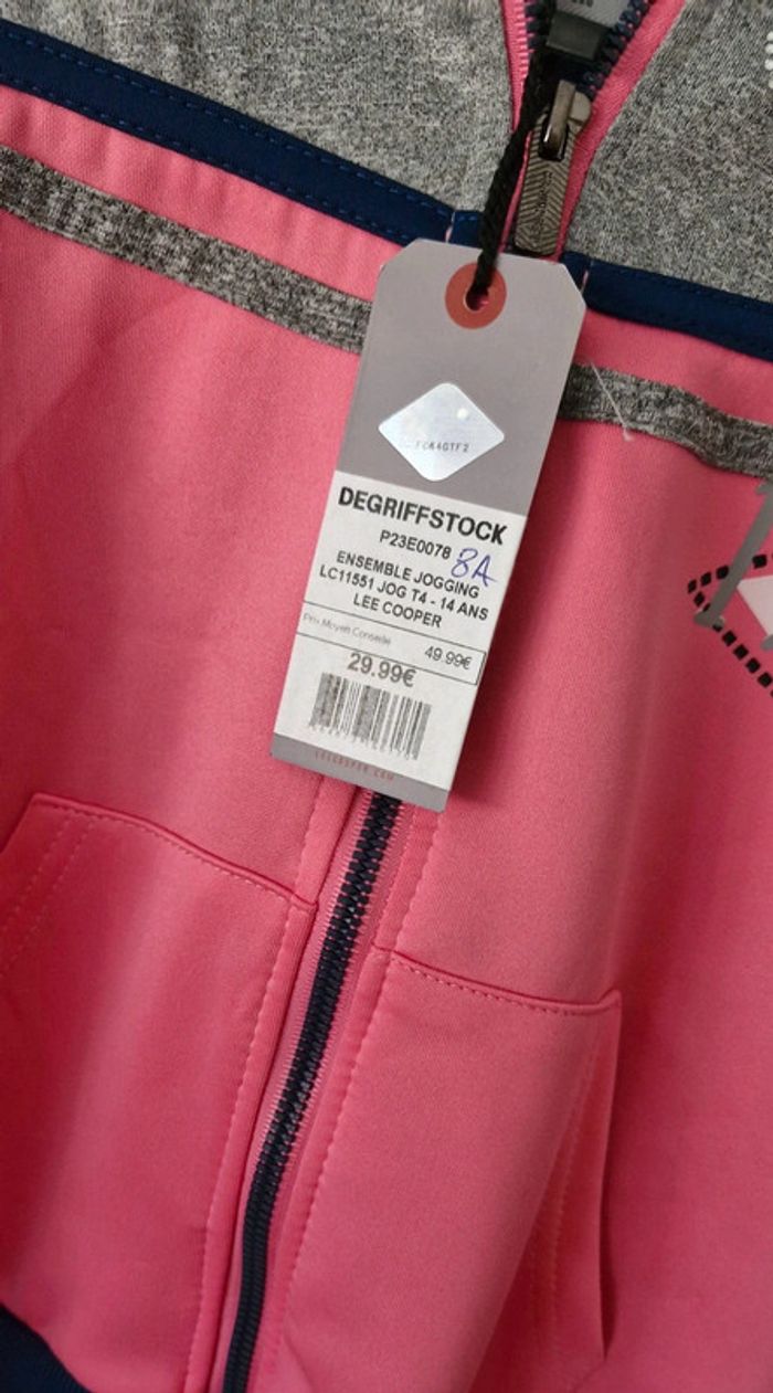 🩷 Survêtement rose pour fille taille 8 ans - photo numéro 4
