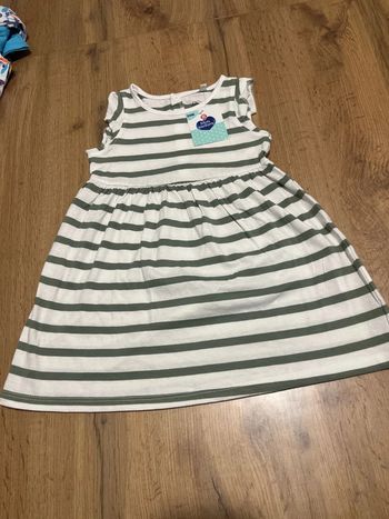 Robe été fille 24mois neuve