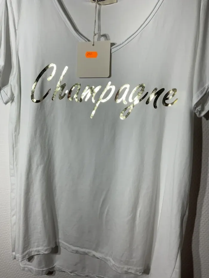 T-shirt « champagne » femme taille unique (36-42)- vivichy - neuf avec étiquette - photo numéro 2
