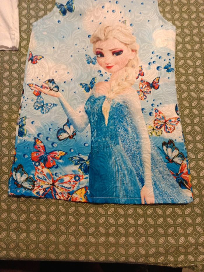 Lot de vêtements Disney taille 4a fille - photo numéro 13