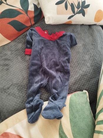 Grenouillère pour bébé fille