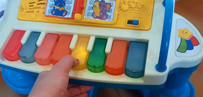 Piano Fisher-Price - photo numéro 8