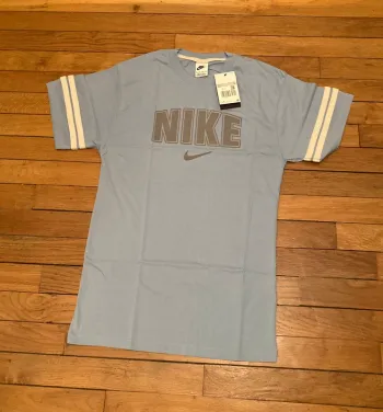 Tee shirt Nike bleu