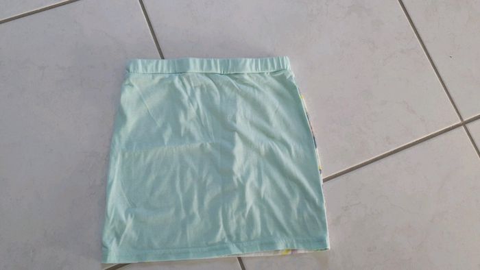 Jupe courte 10 ans chla4 - photo numéro 3