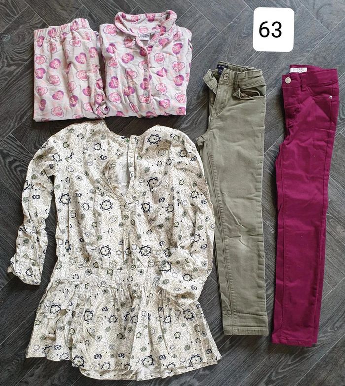 Lot de 4 vêtements fille 7 ans