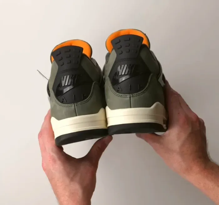 Jordan 4 retro x Undefeated - photo numéro 6
