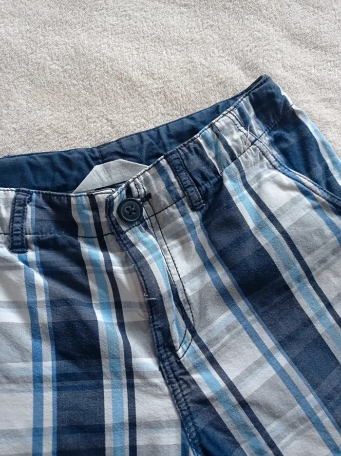 Short H&M garçon 10-11 ans - photo numéro 3