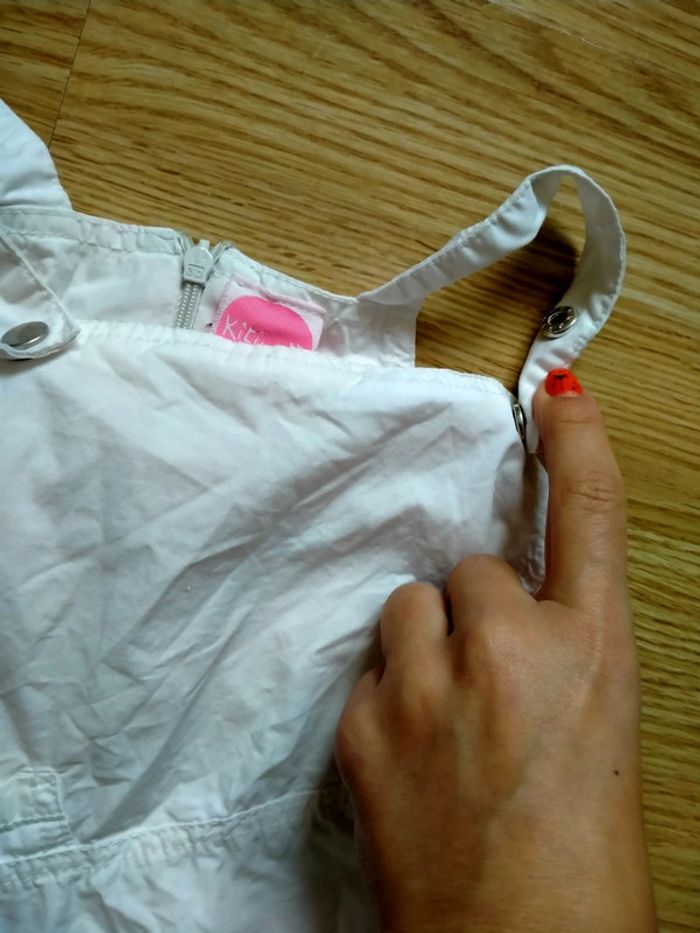 Robe salopette blanche. Kitiwatt.
Taille 3 ans - photo numéro 6