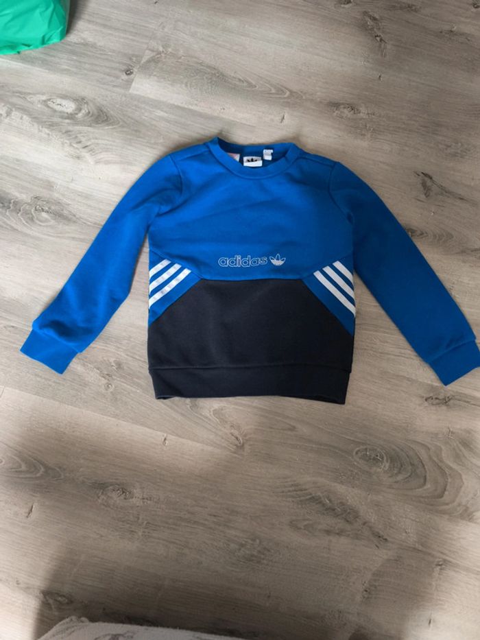 Pull Adidas chaud taille 7-8 ans