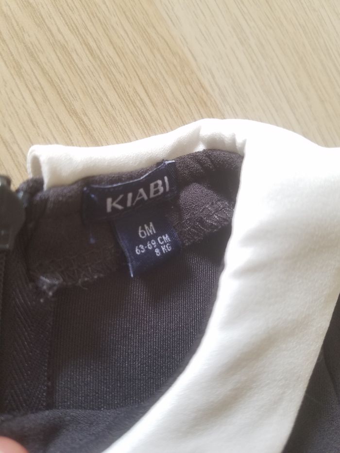 Combinaison habillée fille 6 mois - photo numéro 2