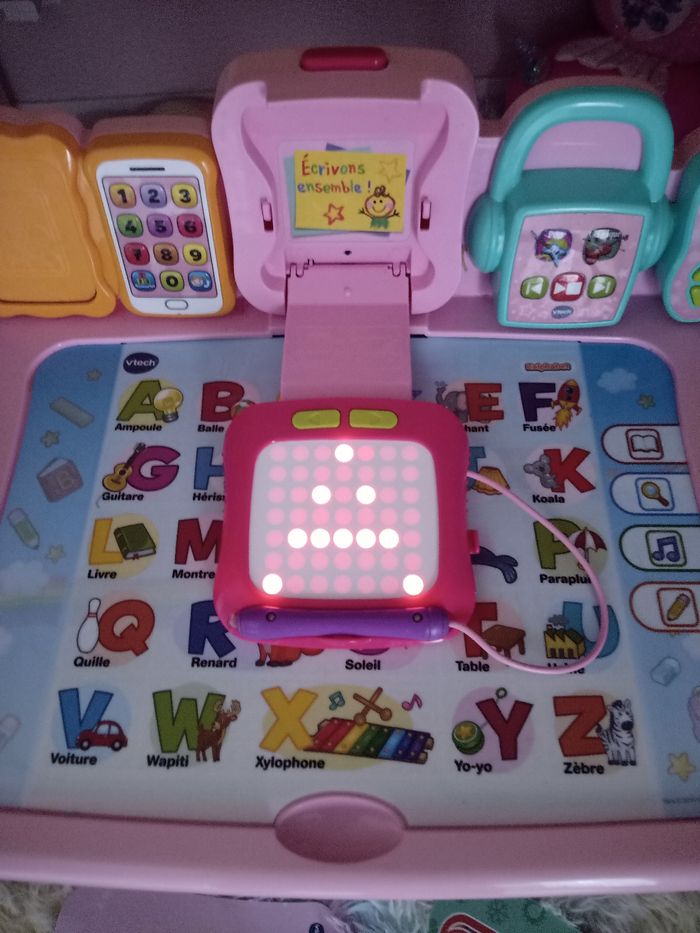 Bureau intéractif VTech 4 en 1 - photo numéro 7