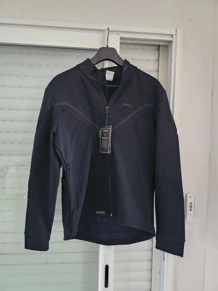 Veste racer the quest