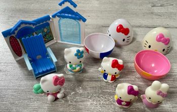 Lot figurines Hello Kitty