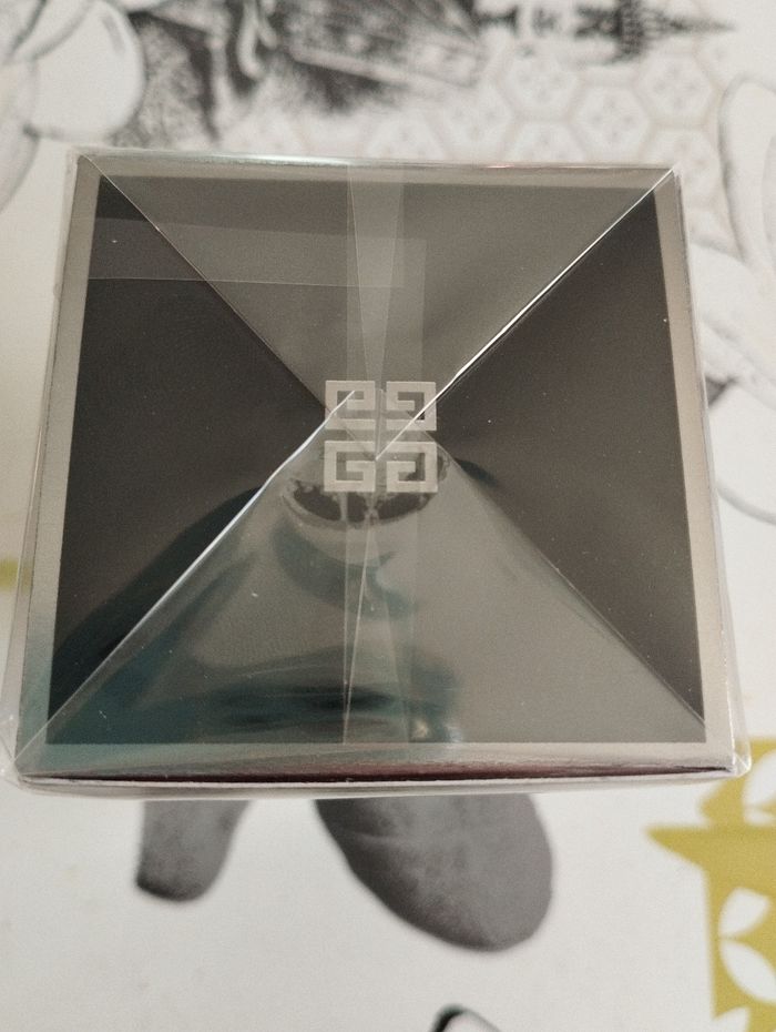 L'interdit absolu Givenchy - photo numéro 2