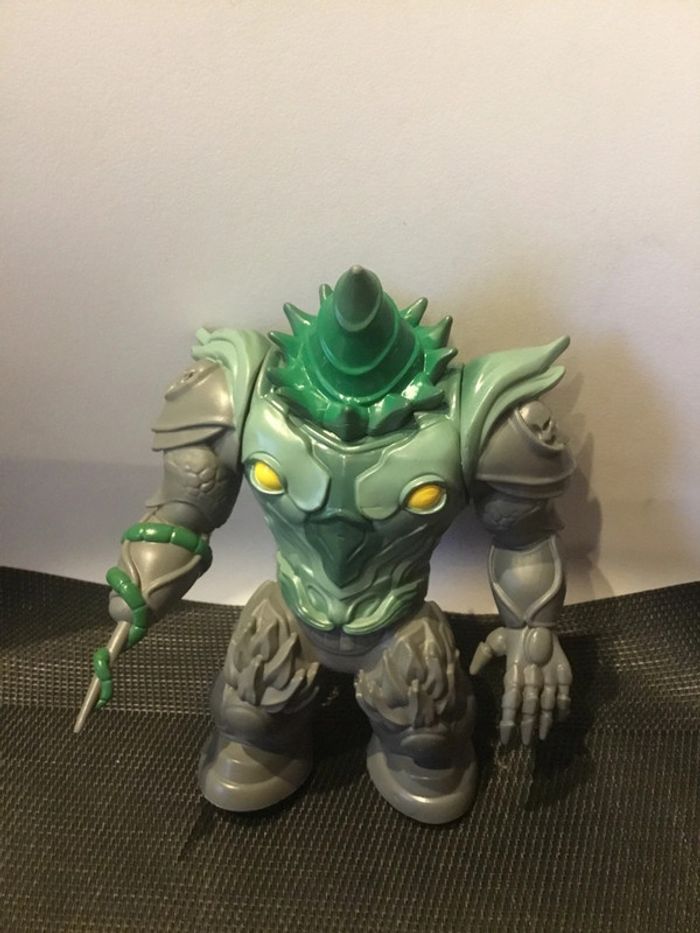 Figurine Power Rangers Dino Fury battle attackers Shockhorn - photo numéro 2