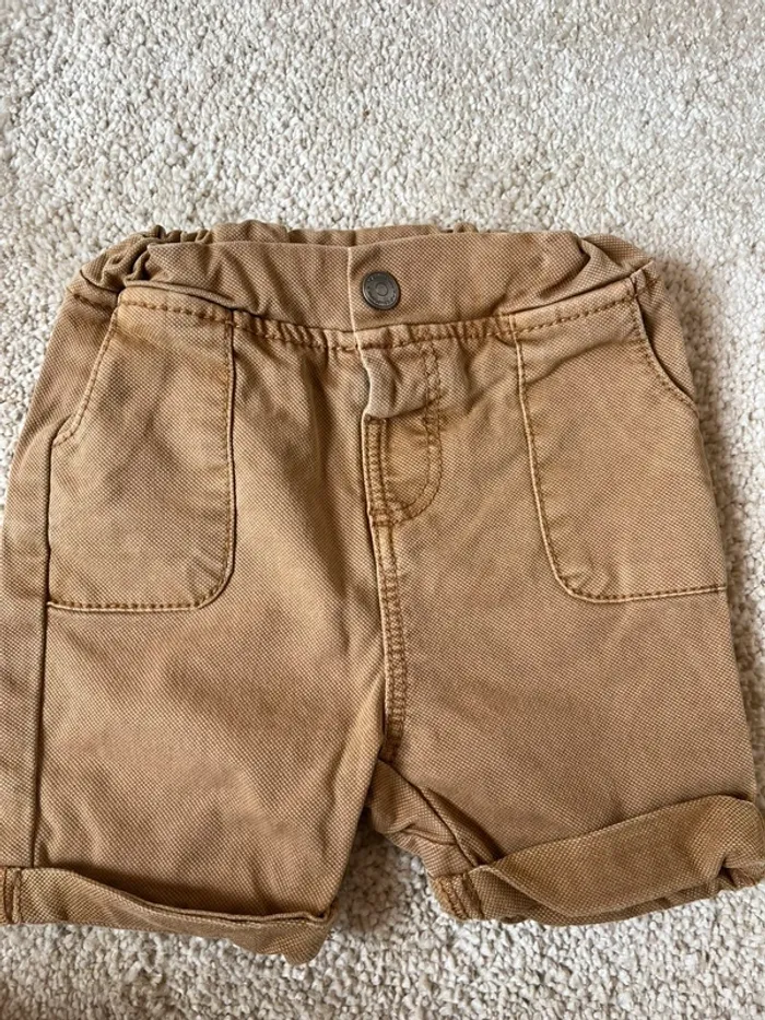 Short 6-9 mois
