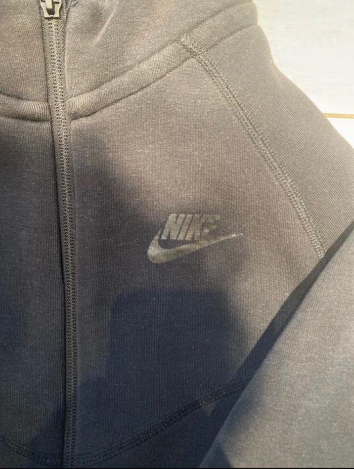 Veste Nike Tech enfant 137-147 cm - photo numéro 2