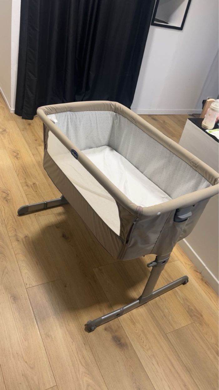 Cododo Chicco Next to me