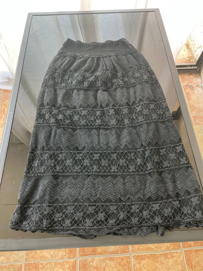 Jupe noire en taille 36 - photo numéro 4