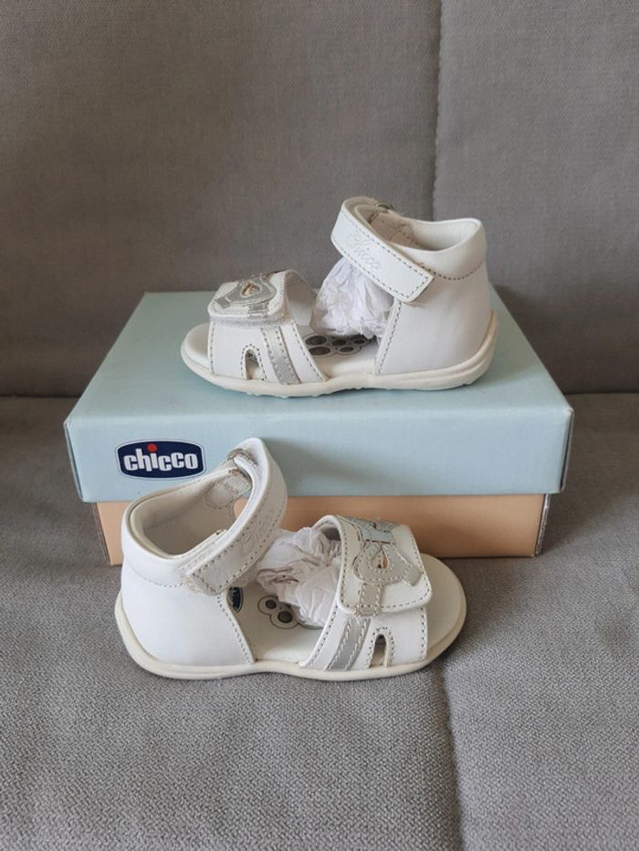 Sandales physiologiques en cuir Chicco neuf avec étiquettes - photo numéro 3