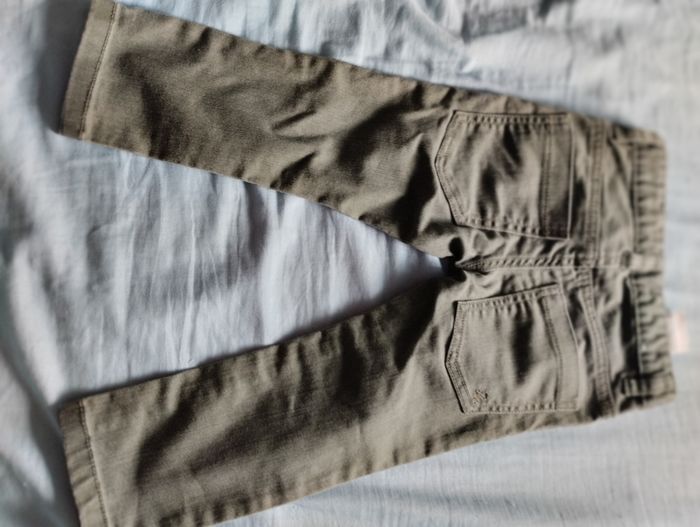 Pantalon united color of Benetton taille 2 ans - photo numéro 5