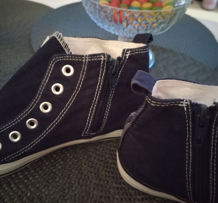 Baskets montantes bleu marine neuves - photo numéro 6