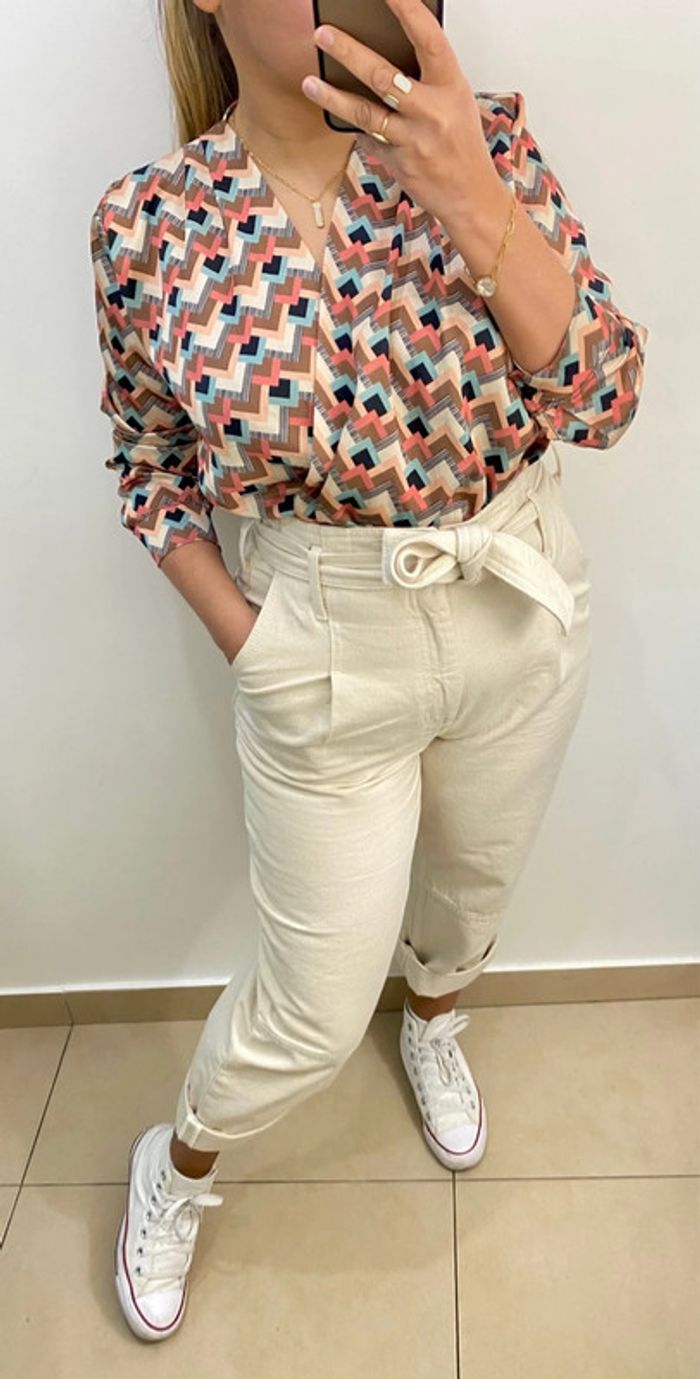 Jolie Blouse Col V Croisée  Taille Unique - photo numéro 4