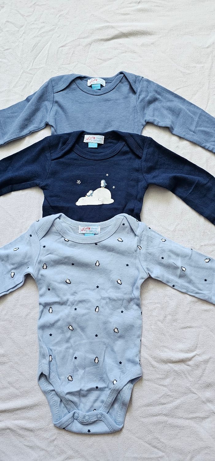Lot de 3 bodies bébé à manches longues – Neufs – Thème hiver / pingouins - photo numéro 2