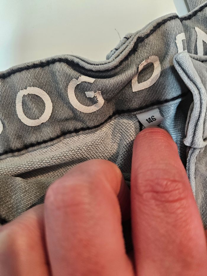 Pantalon garçon C&A - photo numéro 4