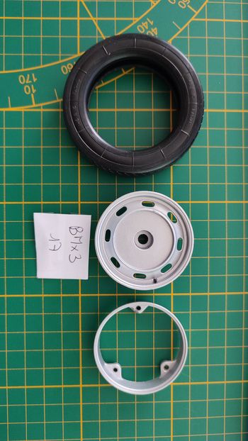 Lot pièces du fascicule n°17 pièce détachée Renault R8 Gordini 1/8 1/8ème Eaglemoss collections #D08