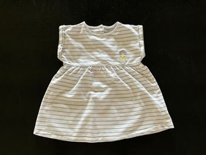 Lot 9 robes été / mi-saison 18 mois - photo numéro 9