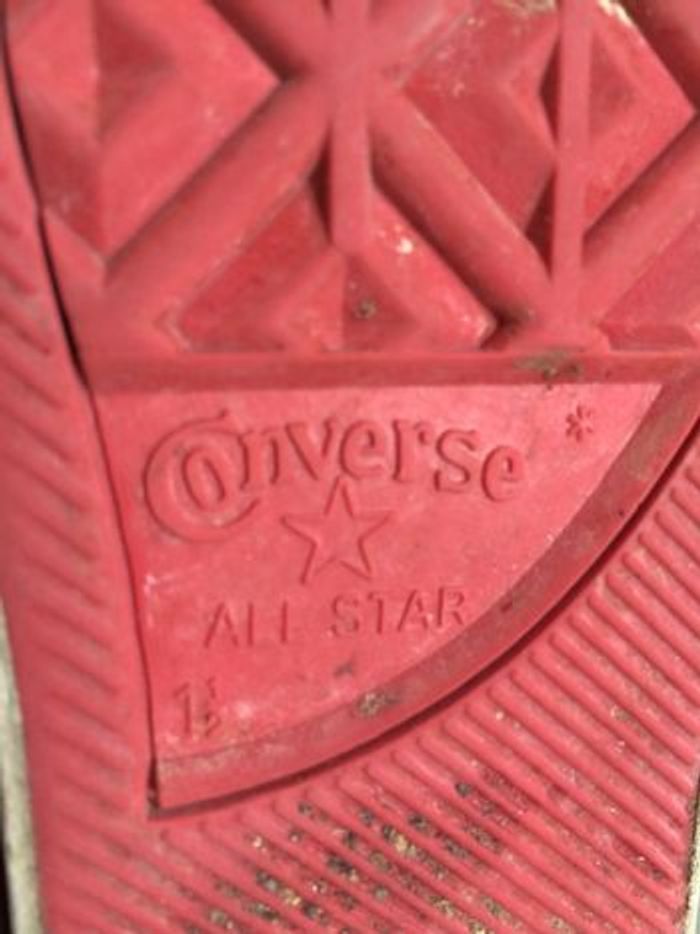 Basket converse montante pointure 33 - photo numéro 6