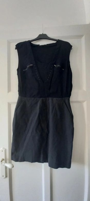 Robe noire 42 ikks