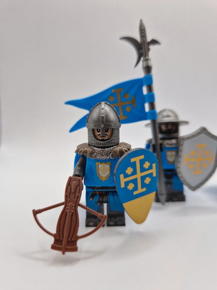 Figurines type lego 4 chevaliers templiers seigneur des anneaux - photo numéro 5