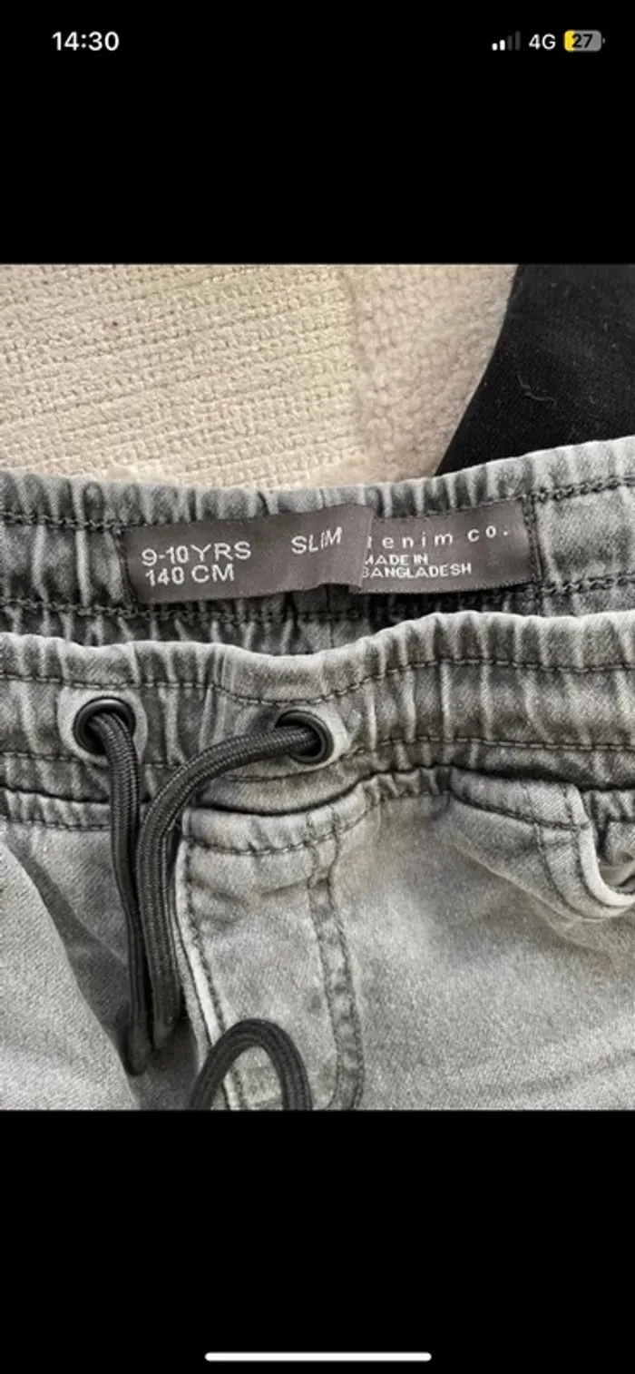 Lot de 8 pantalon 9 10 ans en très bon état - photo numéro 4
