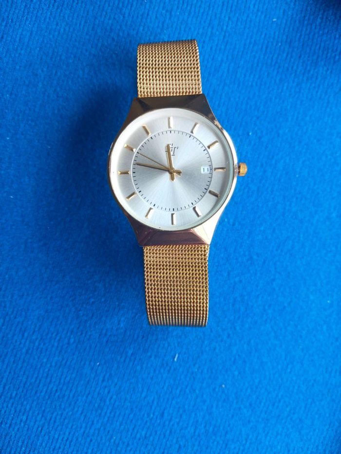 Montre femme doré neuve - photo numéro 2