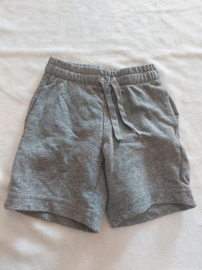 Ensemble short / débardeur - photo numéro 2
