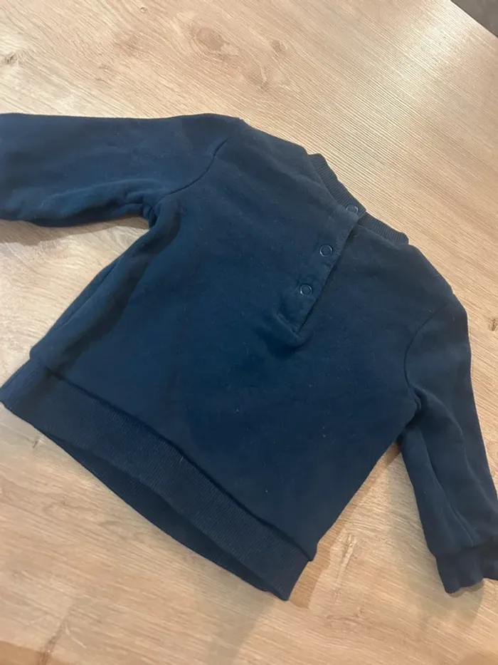 Sweat bleu marine «  Mum is magic » - photo numéro 4