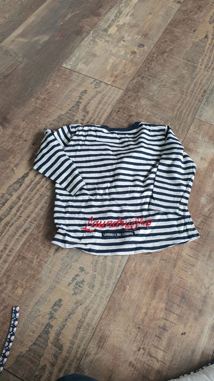 Tshirt ikks 18 mois en très bon état - photo numéro 4