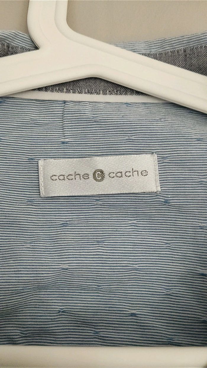 Chemise bleue cache cache - photo numéro 2