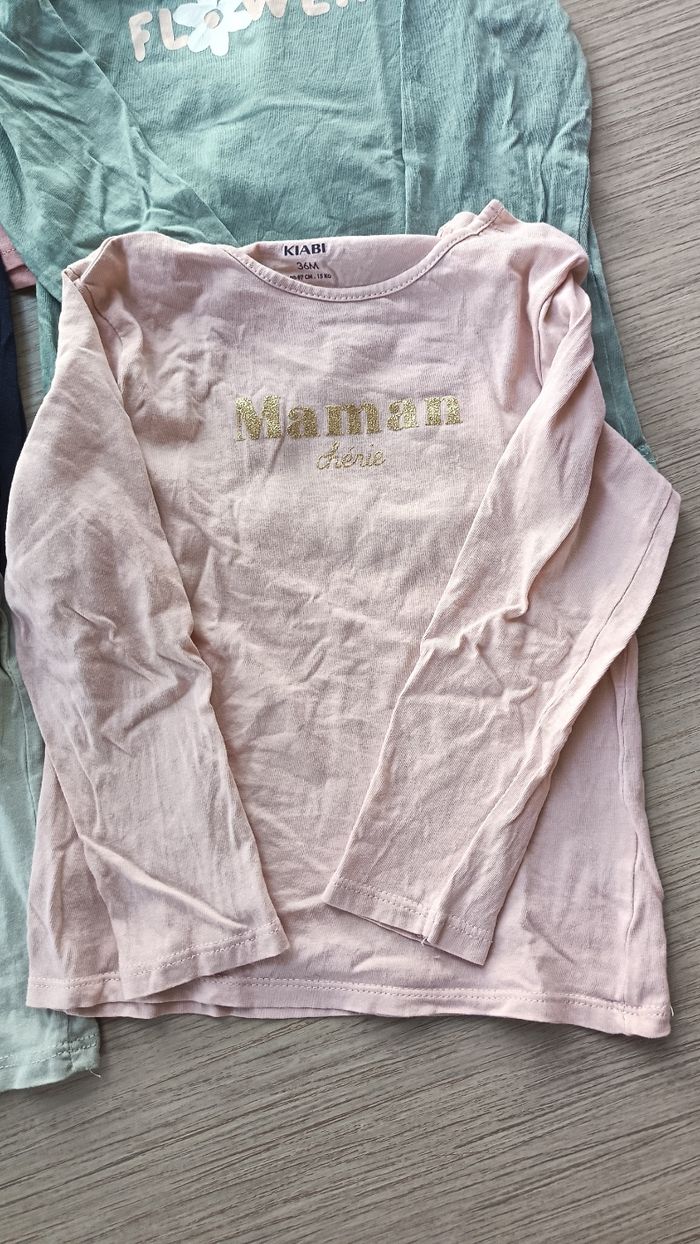 Lot de tee shirt - photo numéro 2