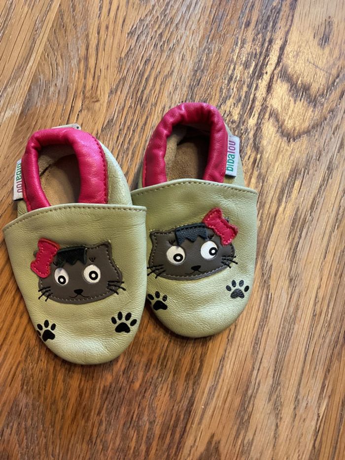 Chaussons bébé fille