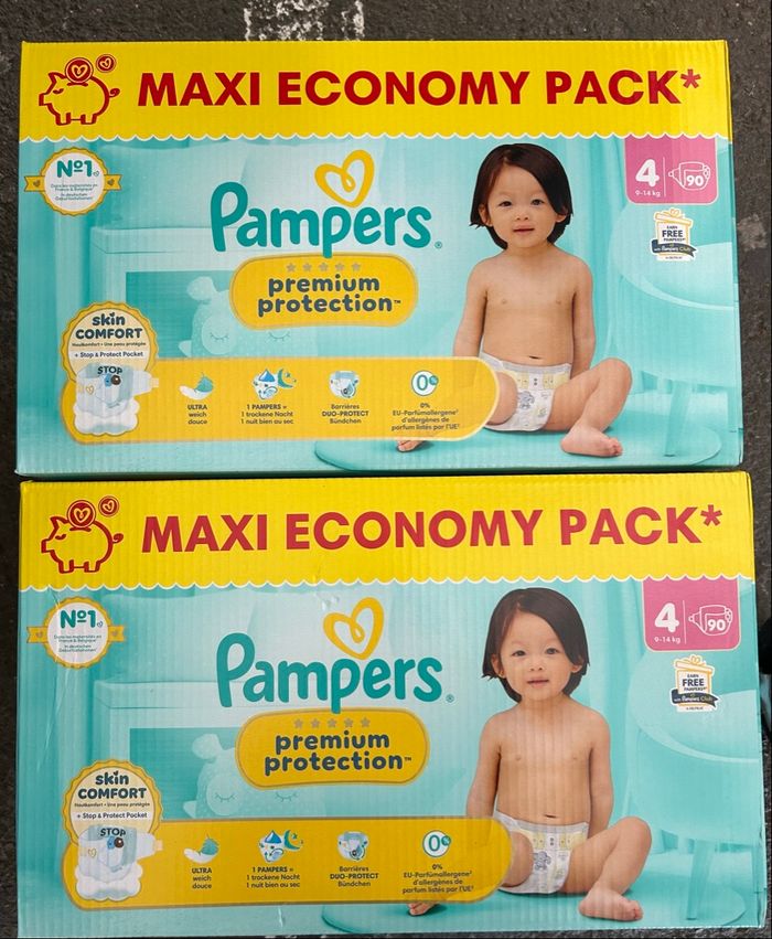 190 couches Pampers Prenium 4 Neuves