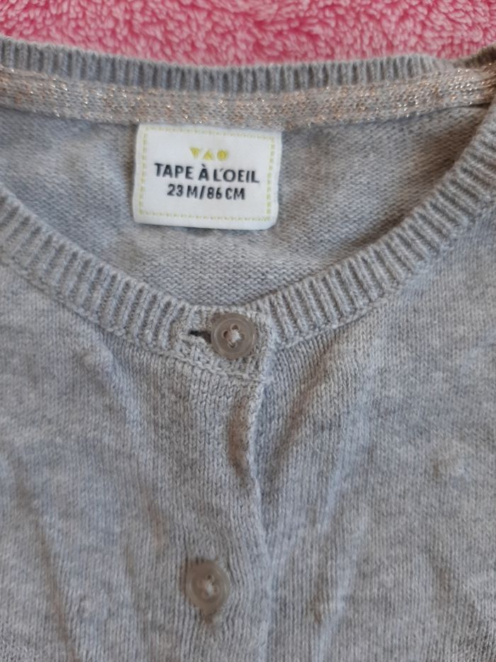 2 gilets 24 mois - photo numéro 3