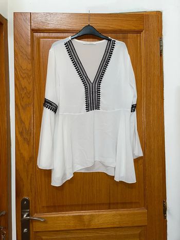 Blouse blanche et noir
