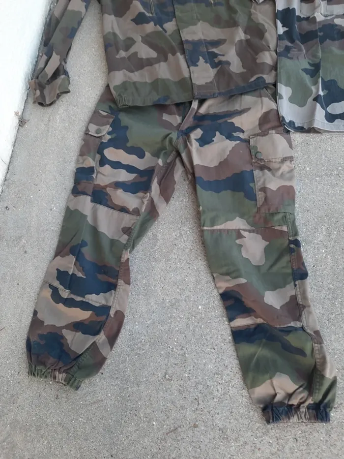 Ensemble treillis militaire taille M - photo numéro 2