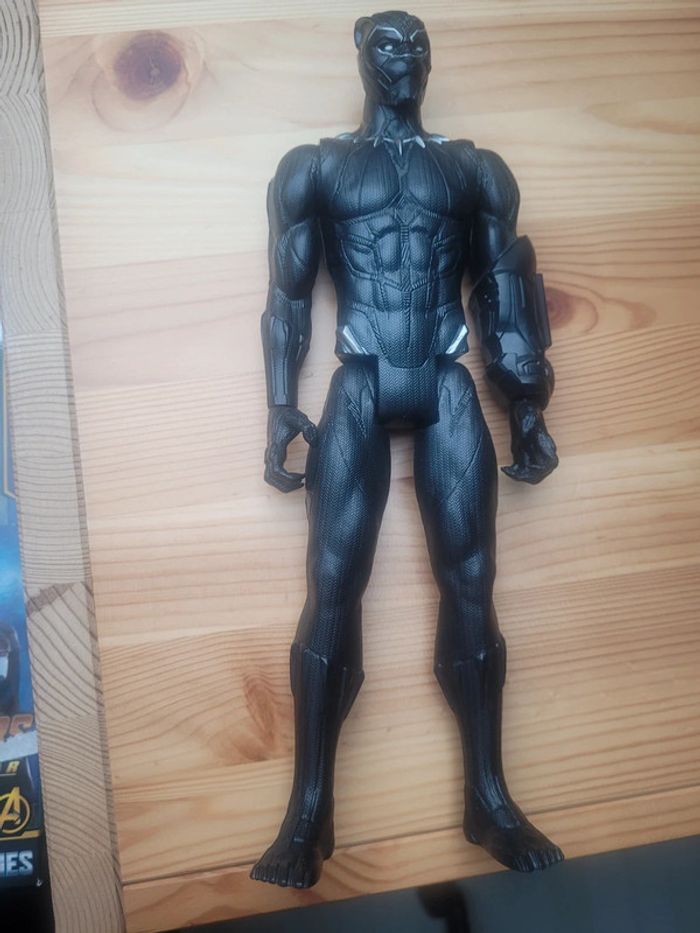 figurine Black Panter 29 cm Hasbro - photo numéro 2
